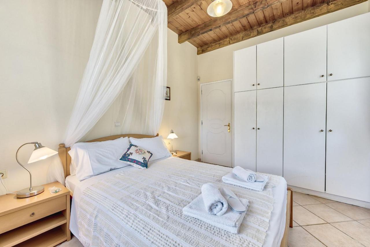 Olivegrove Villa - Nestled In Olive Trees With Private Pool, By Zantewize Tragaki Exterior foto